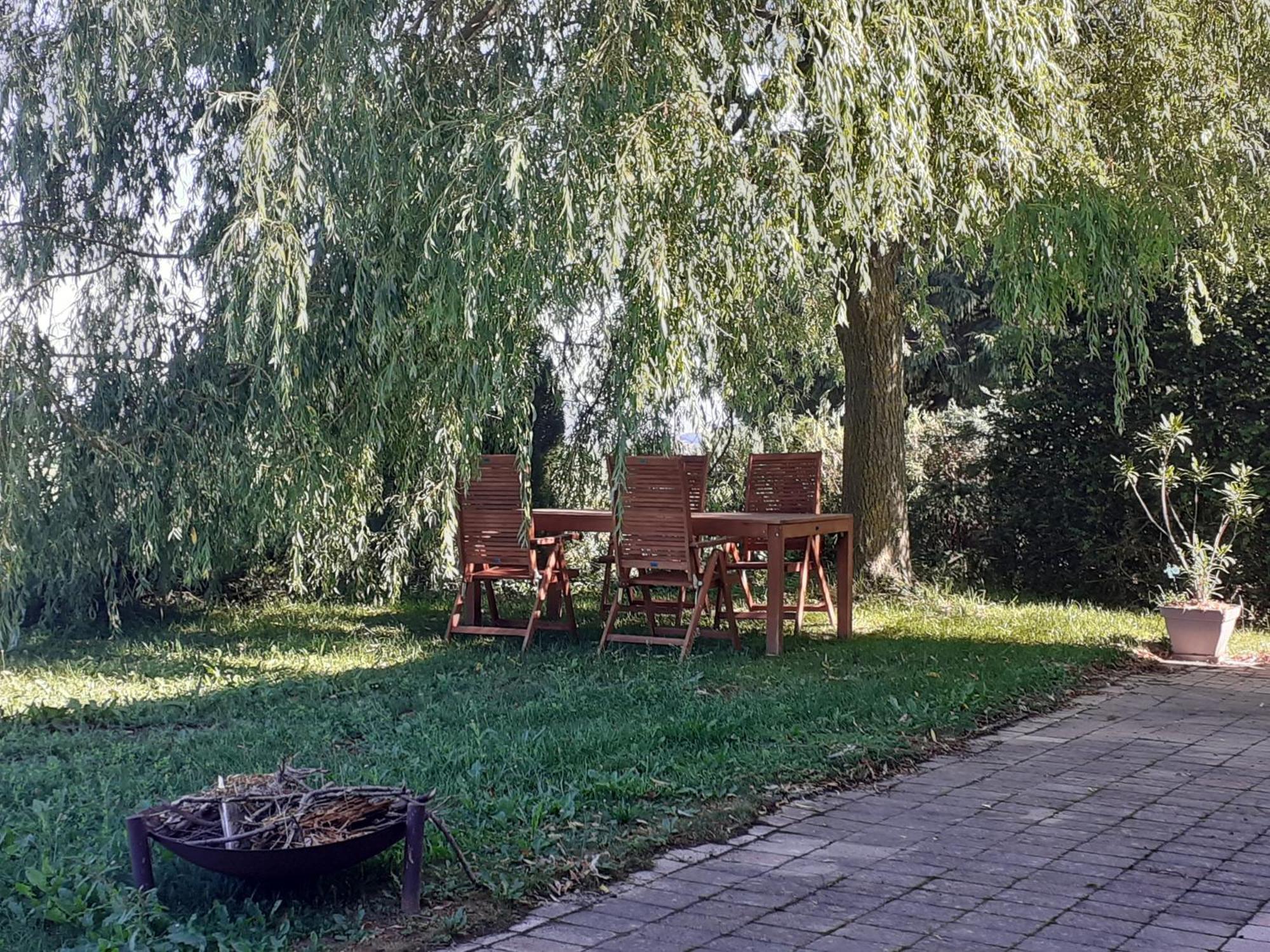 Bed and Breakfast Les Abeilles Romont Zewnętrze zdjęcie